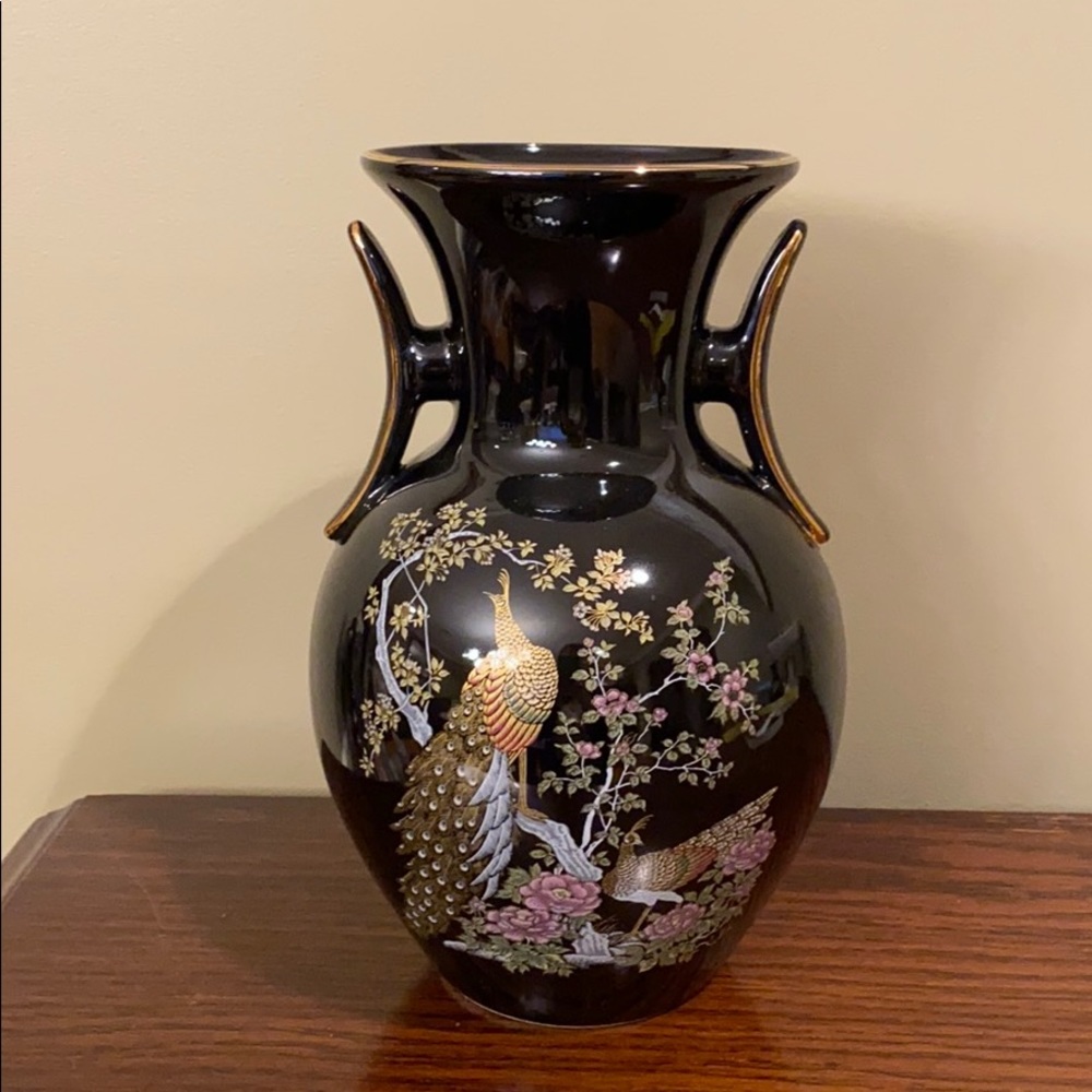 Vintage Satsuma porcelain black with gold vase